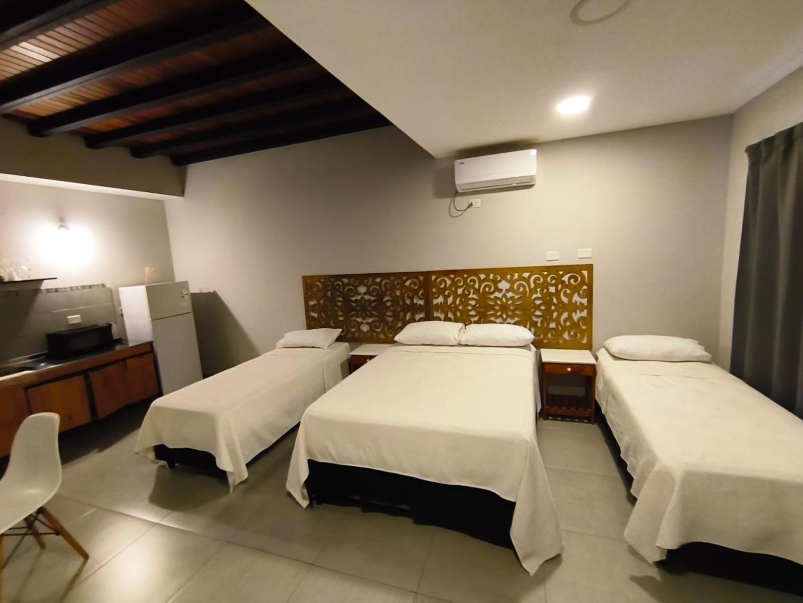 Apartment Lirios &